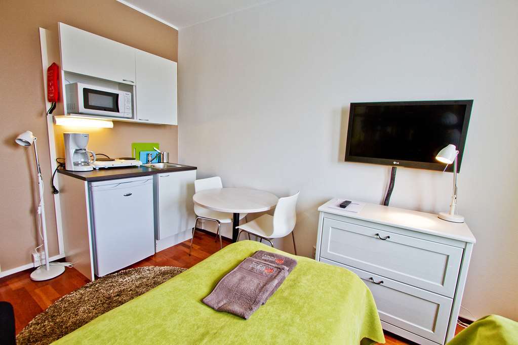 Forenom Aparthotel להטי חדר תמונה